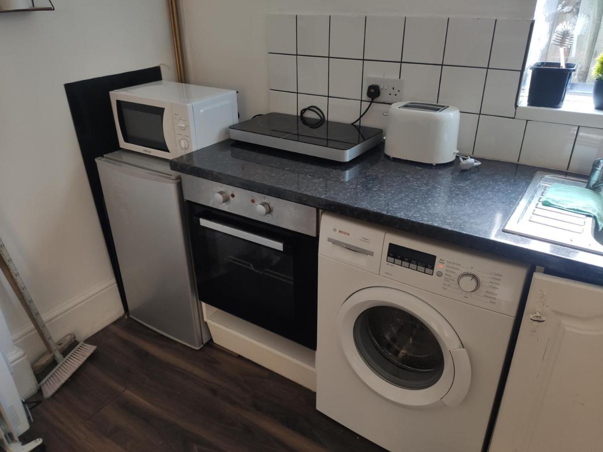 Whitchurch 1 Bedroom Apartment Cardiff Buitenkant foto