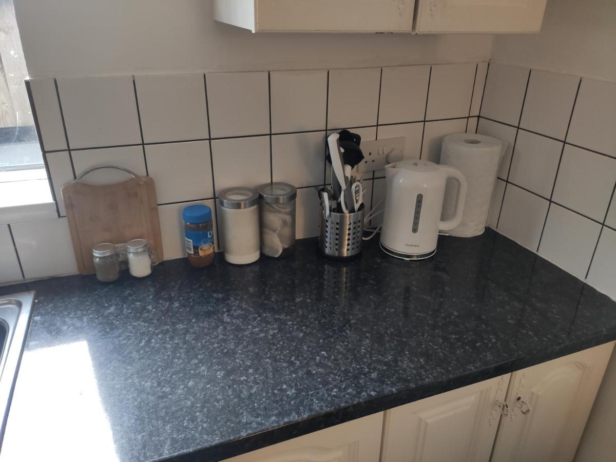 Whitchurch 1 Bedroom Apartment Cardiff Buitenkant foto